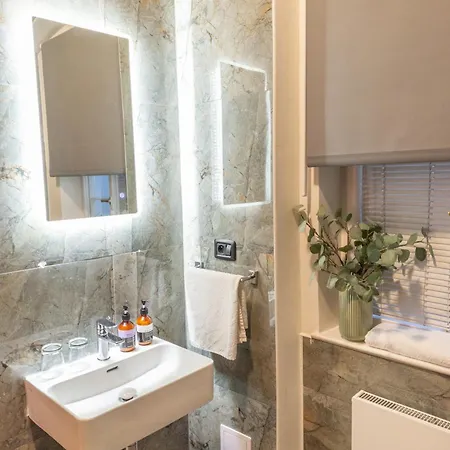 شقة Adam's - Great Price & Location براغ