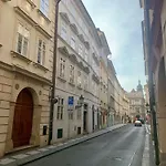 Adam's - Great Price & Location * Praga