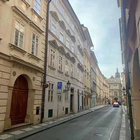 Adam's - Great Price & Location * Prague